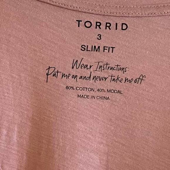 Torrid pink slim fit  V-neck top - Picture 4 of 6